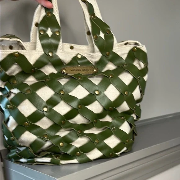 Stylish Green and Cream Women\'s Bag Chic off-White and Green Splicing Tote Bag for Women - Chic  main image 2